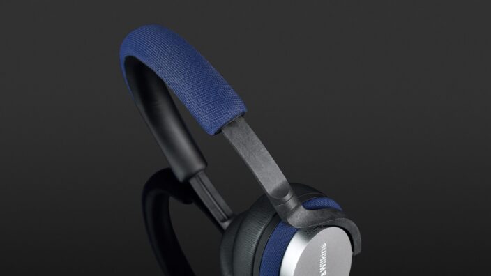 Bowers & Wilkins PX5