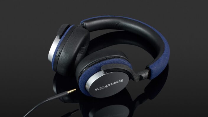 Bowers & Wilkins PX5