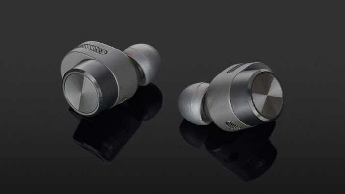 Bowers & Wilkins PI5