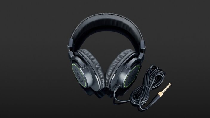 Mackie MC-100