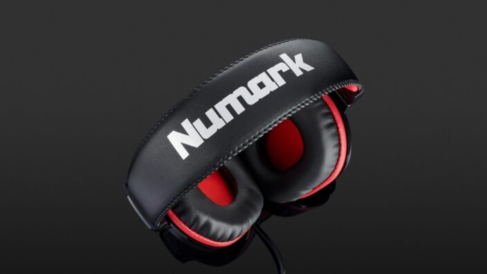 Numark HF175