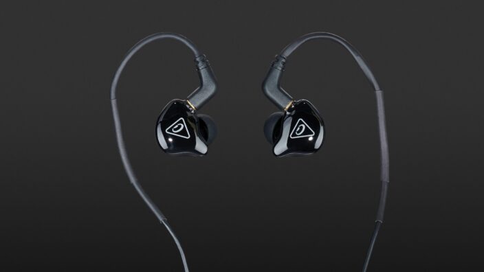 Behringer MO240