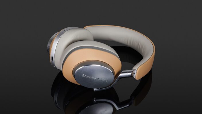 Bowers & Wilkins Px8