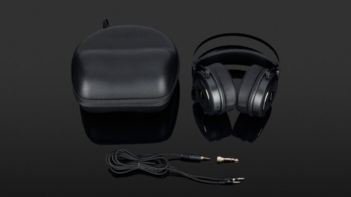 Behringer Omega
