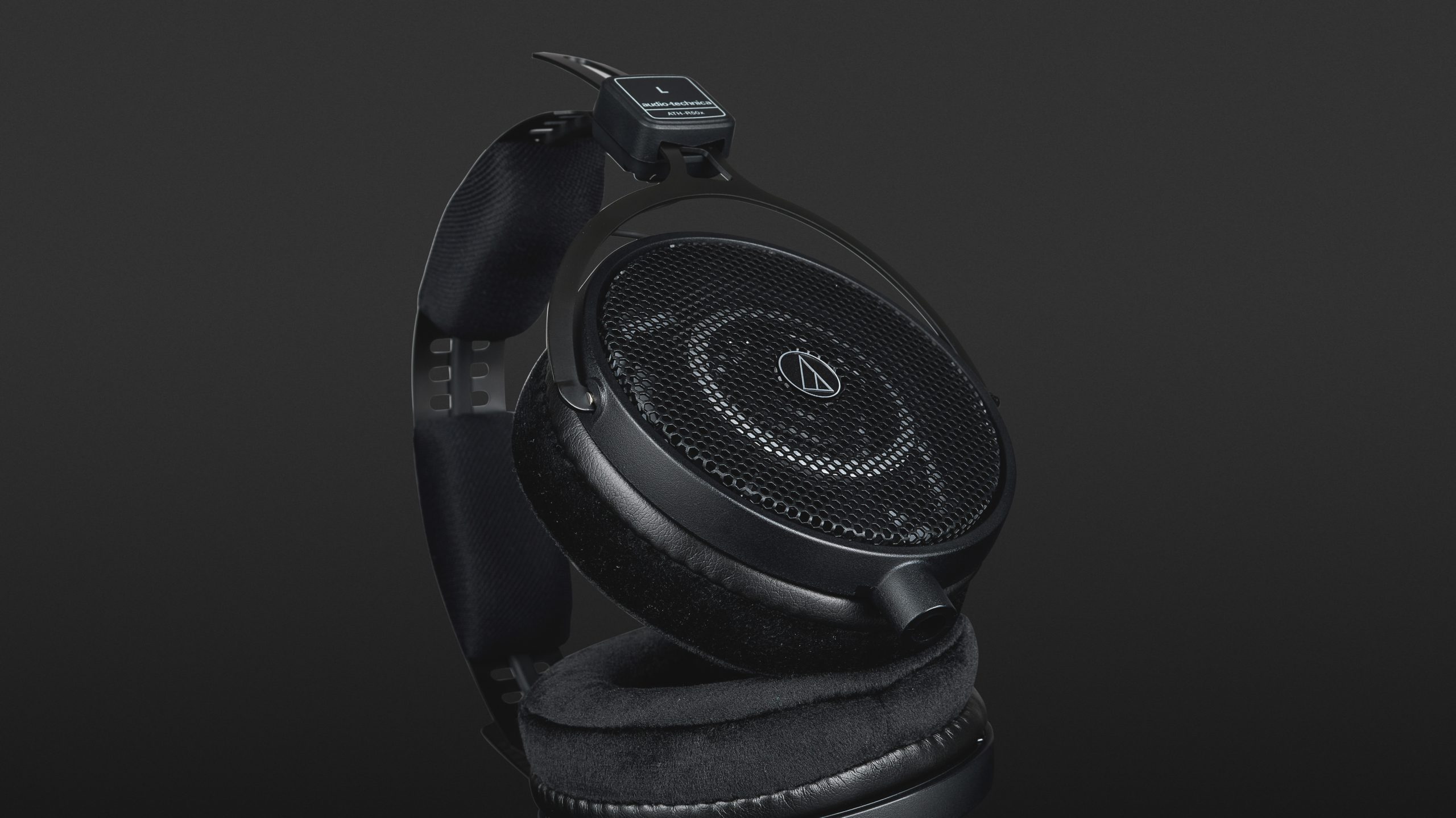 Audio Technica ATH-R50x Review | headphonecheck.com Audio Technica ATH-R50x Review | headphonecheck.com