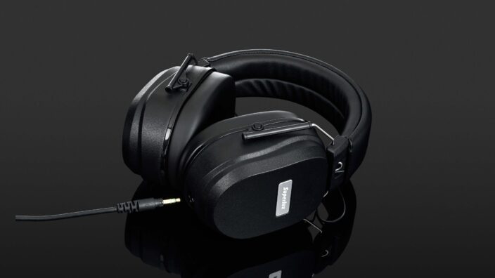 Superlux HD667