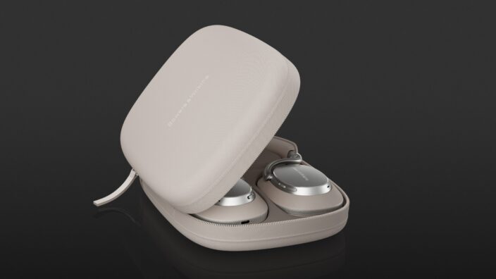 Bowers & Wilkins PX8 S2